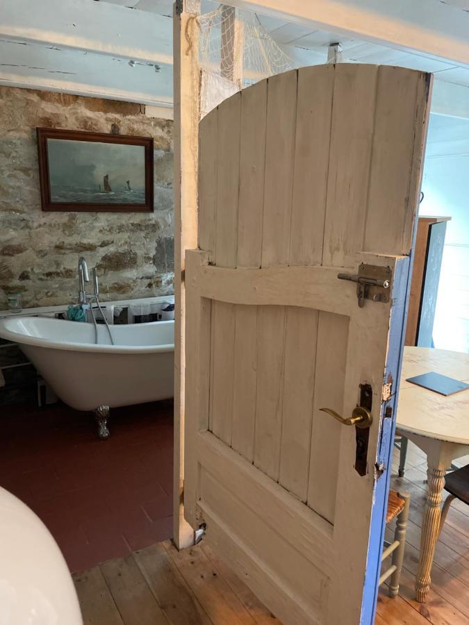 Authentique Maison De Pecheur Au Coeur D'Un Hameau 크로종 외부 사진